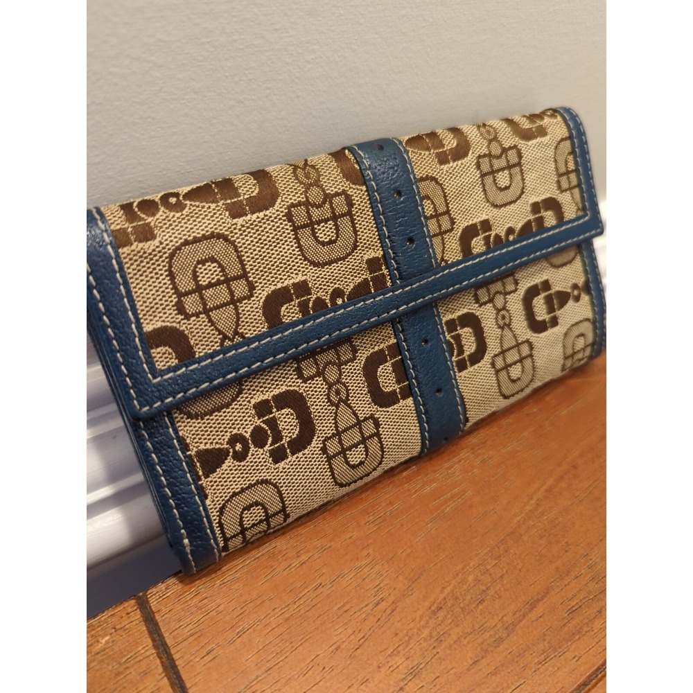 Authentic Gucci Canvas with Blue Leather Long Wallet - Picture 6 of 16